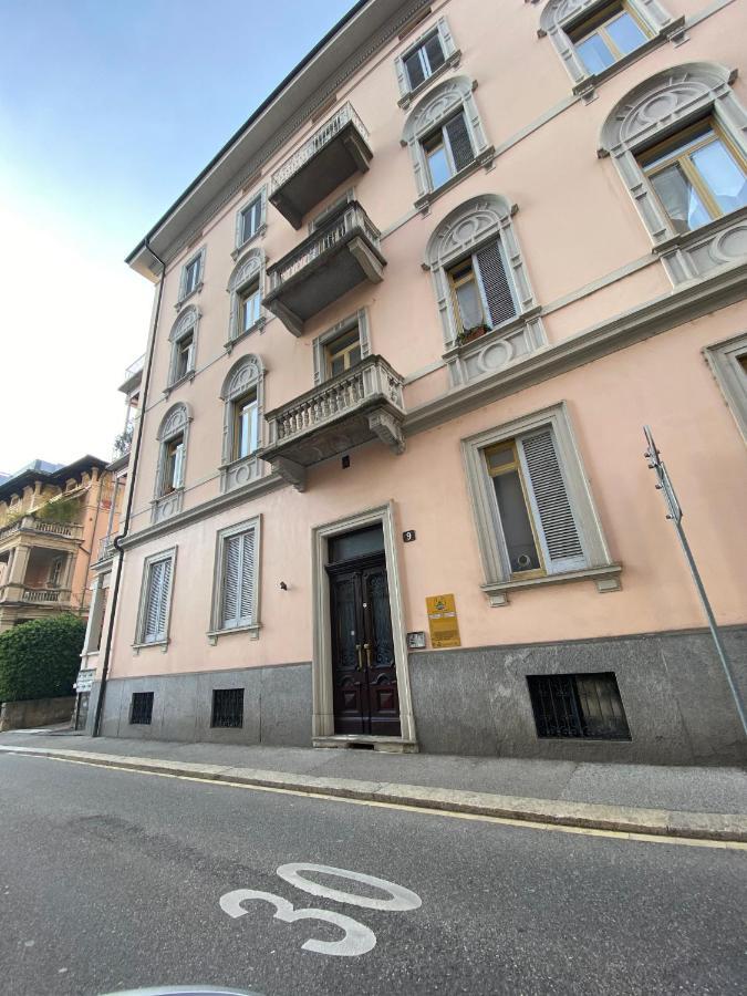 Cozy Apartment By The The Lake Of Lugano Exterior photo